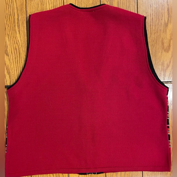 Wrangler Riata women’s Western Vest, size large, 1/2 zip - Picture 3 of 4